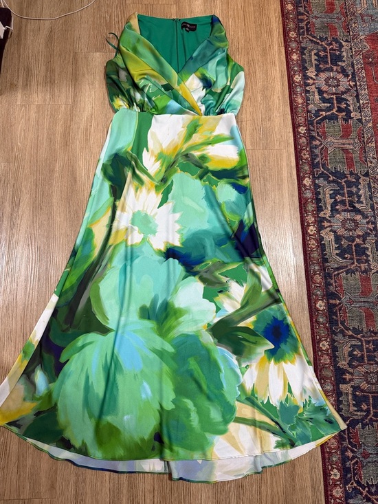 Betsy & Adam Dresses & Skirts - New Betsy & Adam gown  size 14